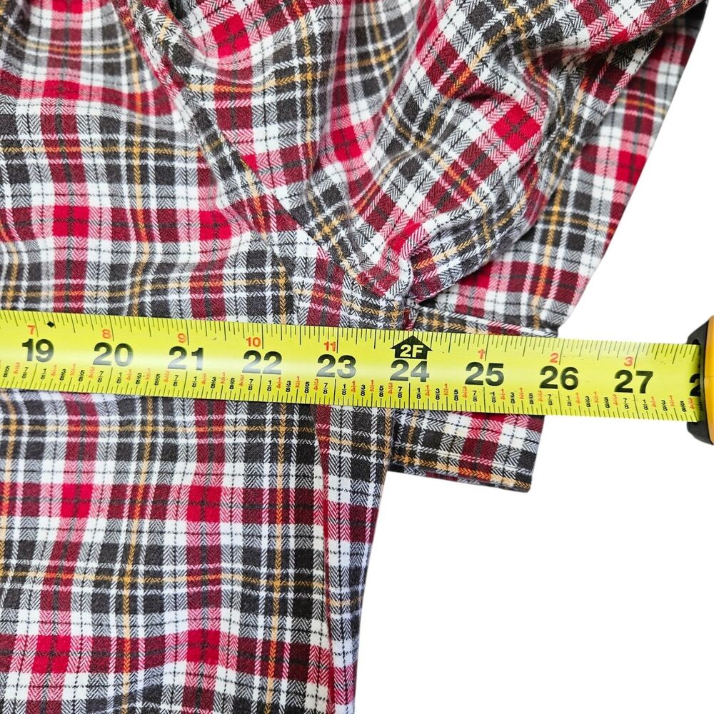 Eddie Bauer Relaxed Fit Flannel Shirt Size L Red Black Plaid Button Down Collar - Picture 9 of 9